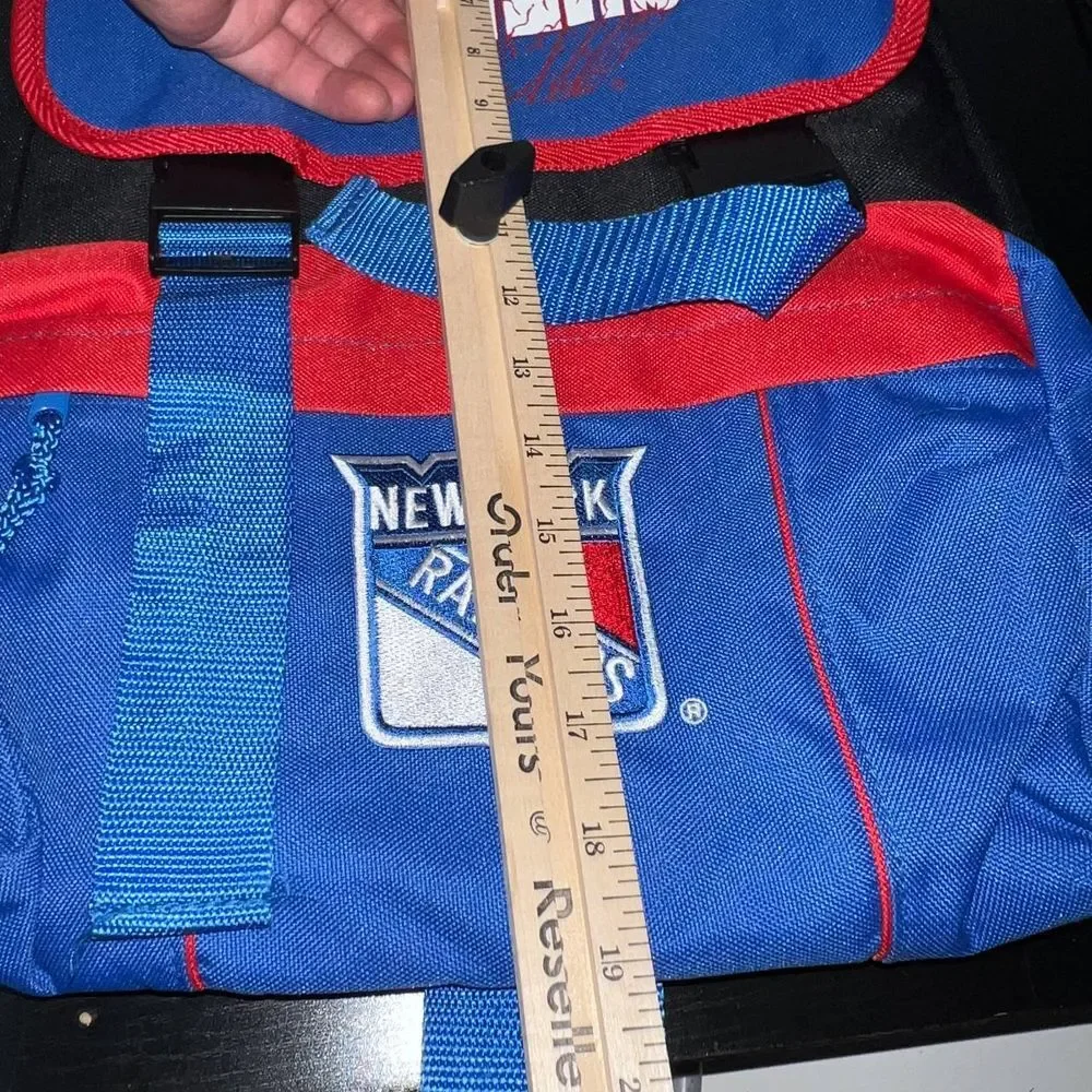 Vintage New York Rangers Retreat Backpack Bag Blue NHL Nasco Little America‎